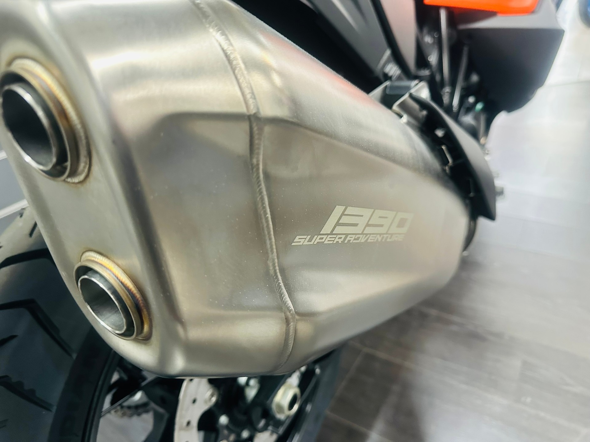 KTM 1390 Super Adventure S - 7