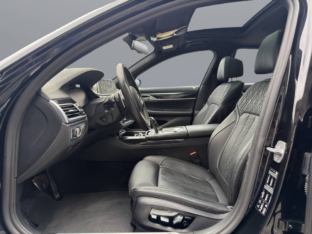 BMW 740d xDrive SAG - 9