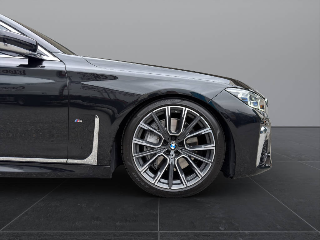 BMW 740d xDrive SAG - 18