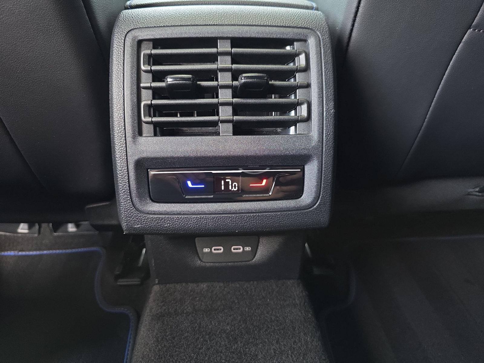 VW Golf R VIII 2.0 TSI Black Edition DSG 4motion (CH) - 27