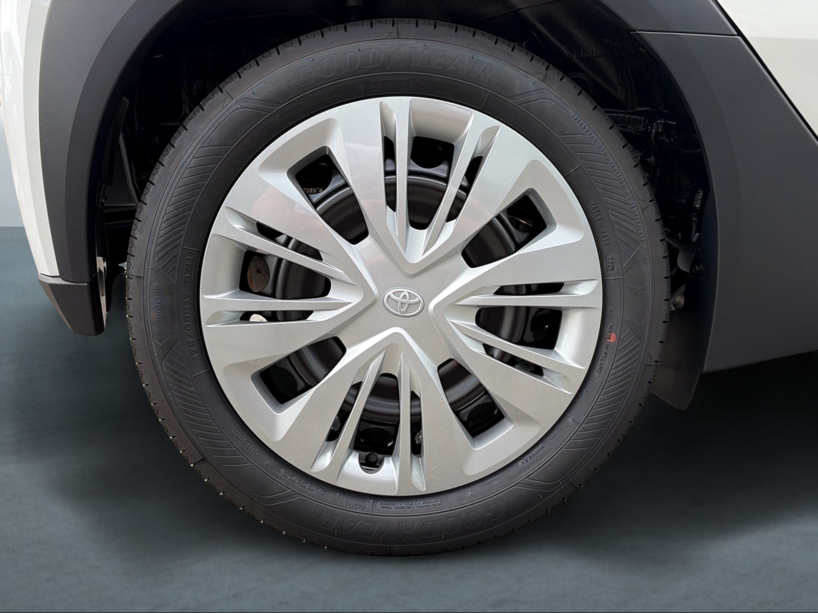 TOYOTA Aygo X 1.5 Comfort e-CVT - 11