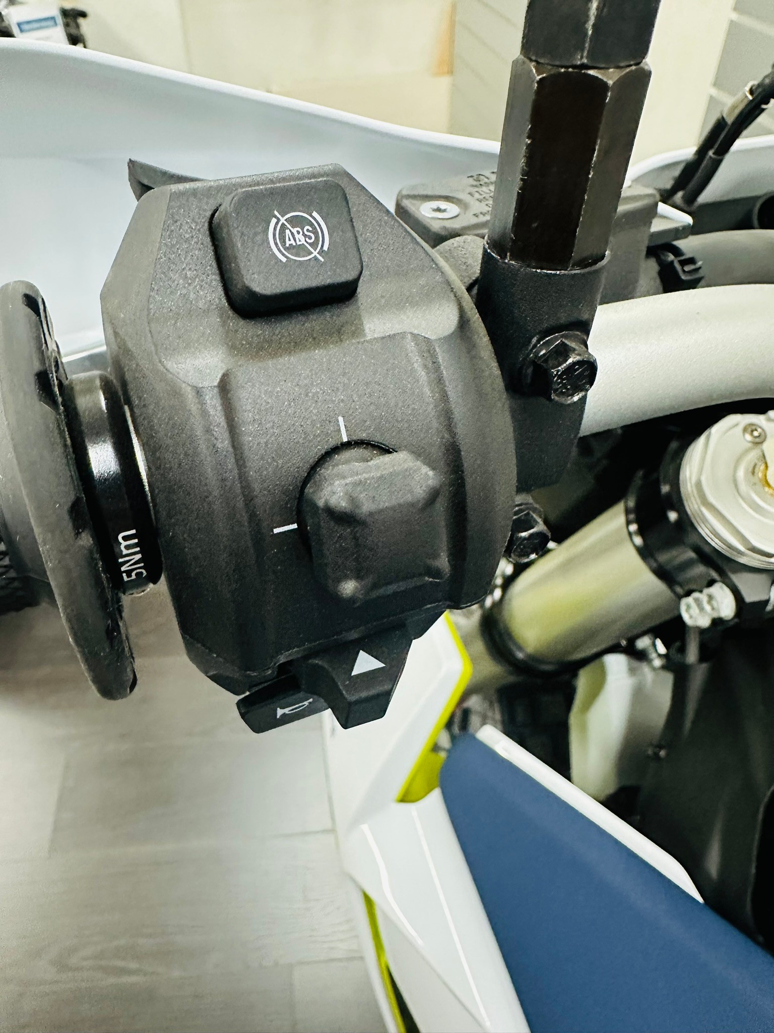 HUSQVARNA 701 Enduro (35kW) - 8
