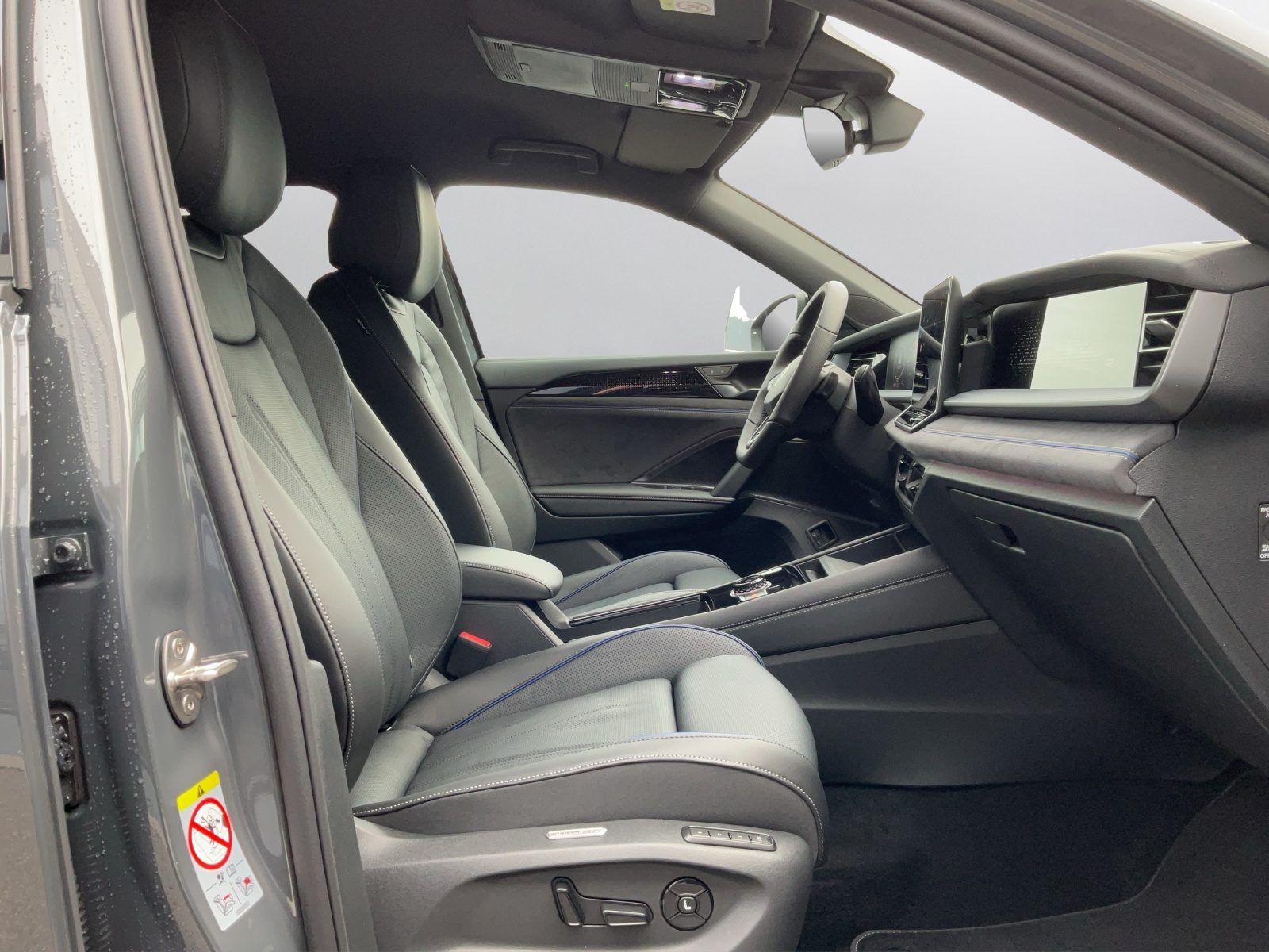 VW Tayron 1.5 TSI evo2 eHybrid R-Line DSG - 14