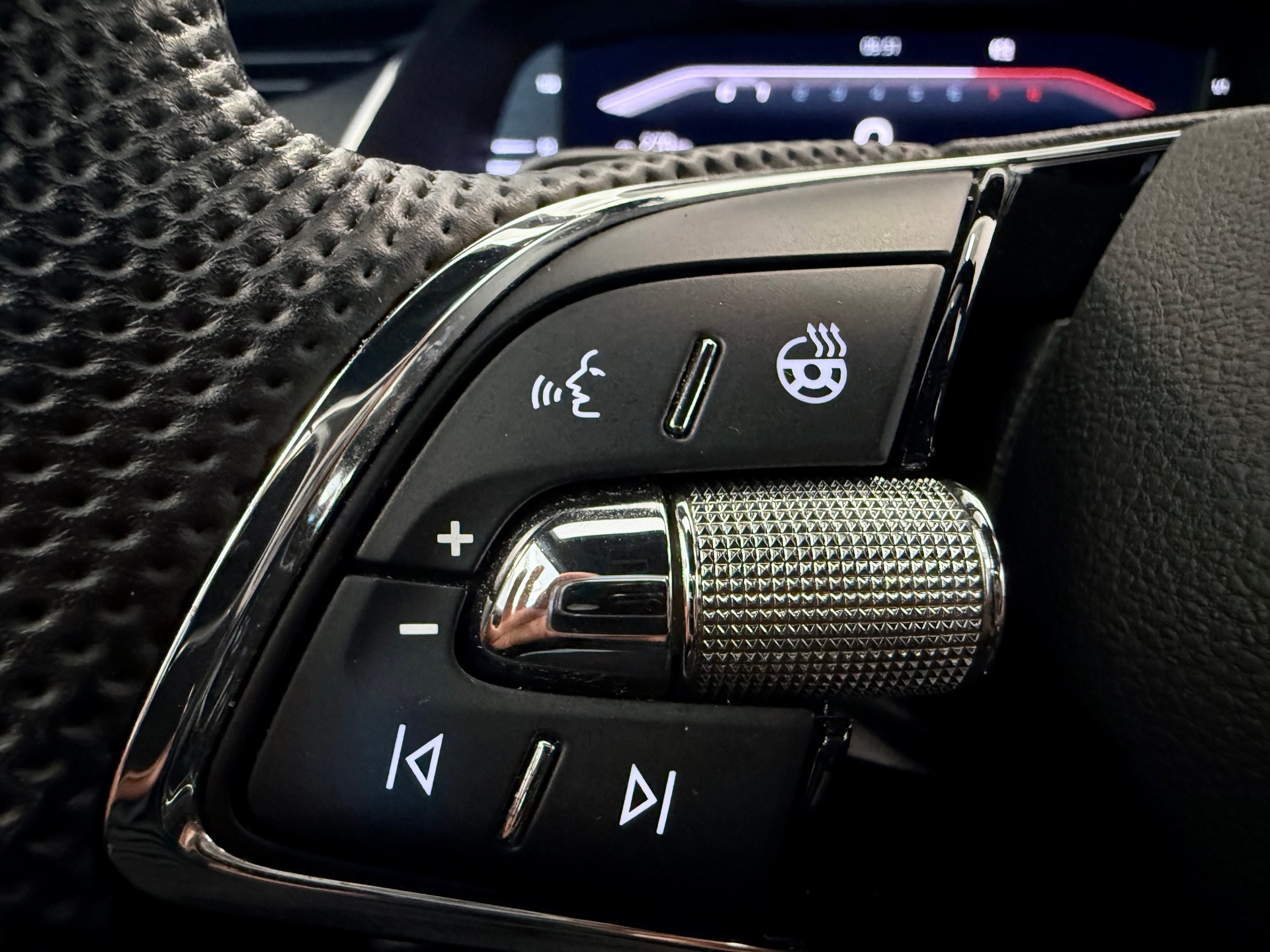 SKODA Octavia Combi 2.0 TSI SportLine DSG 4x4 - 26