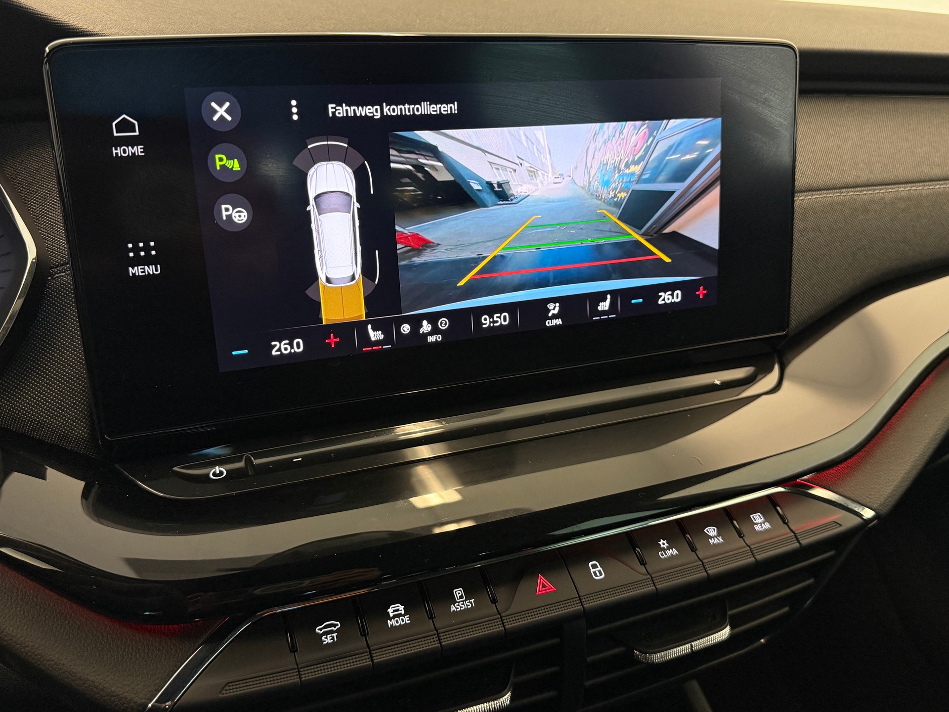 SKODA Octavia Combi 2.0 TSI SportLine DSG 4x4 - 28