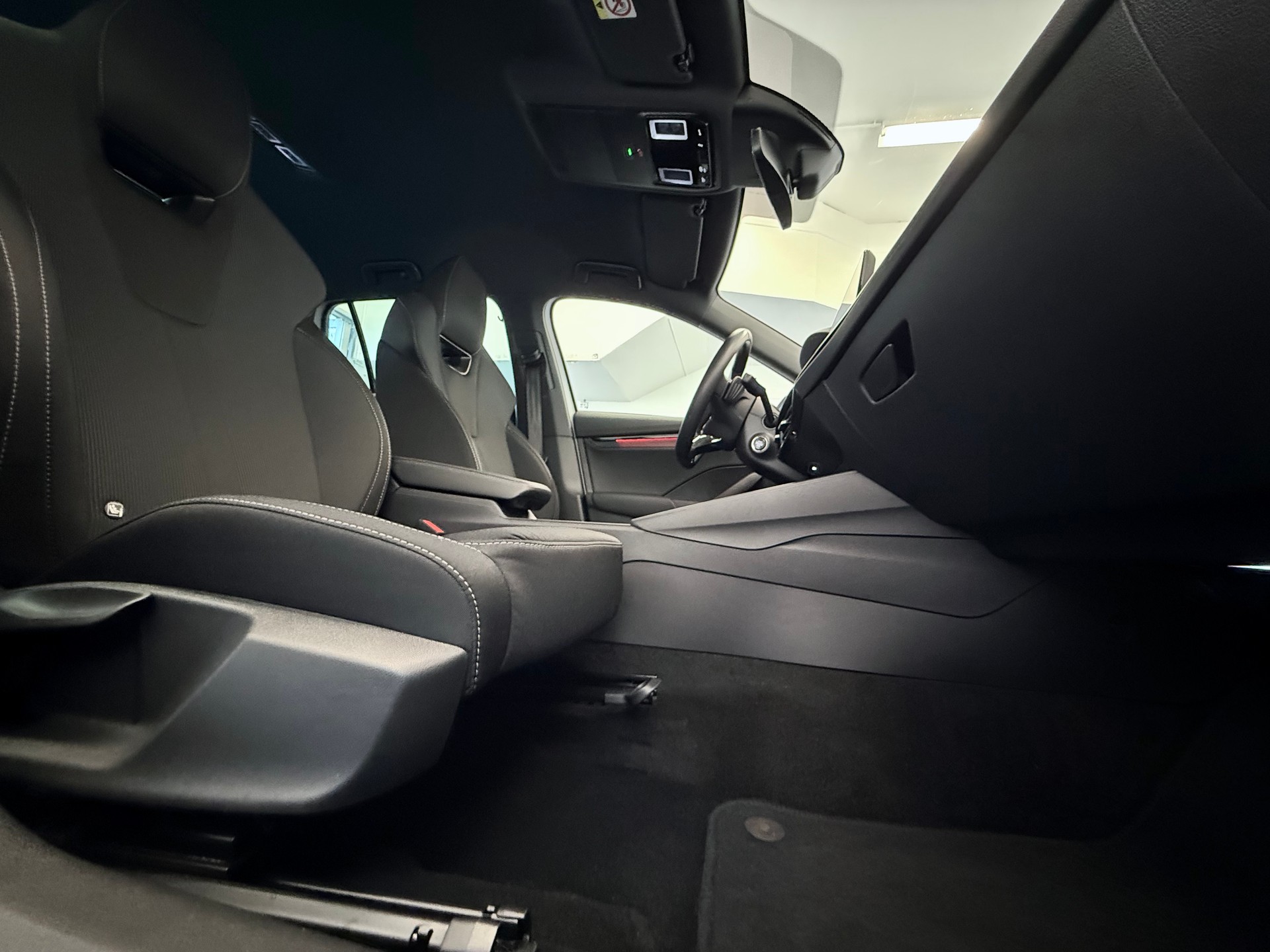 SKODA Octavia Combi 2.0 TSI SportLine DSG 4x4 - 18