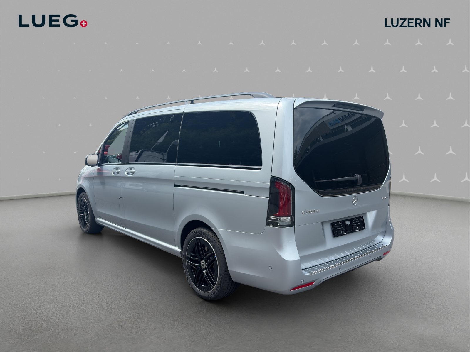 MERCEDES-BENZ V 300 d lang 4Matic Swiss Edition 9G-Tronic - 3