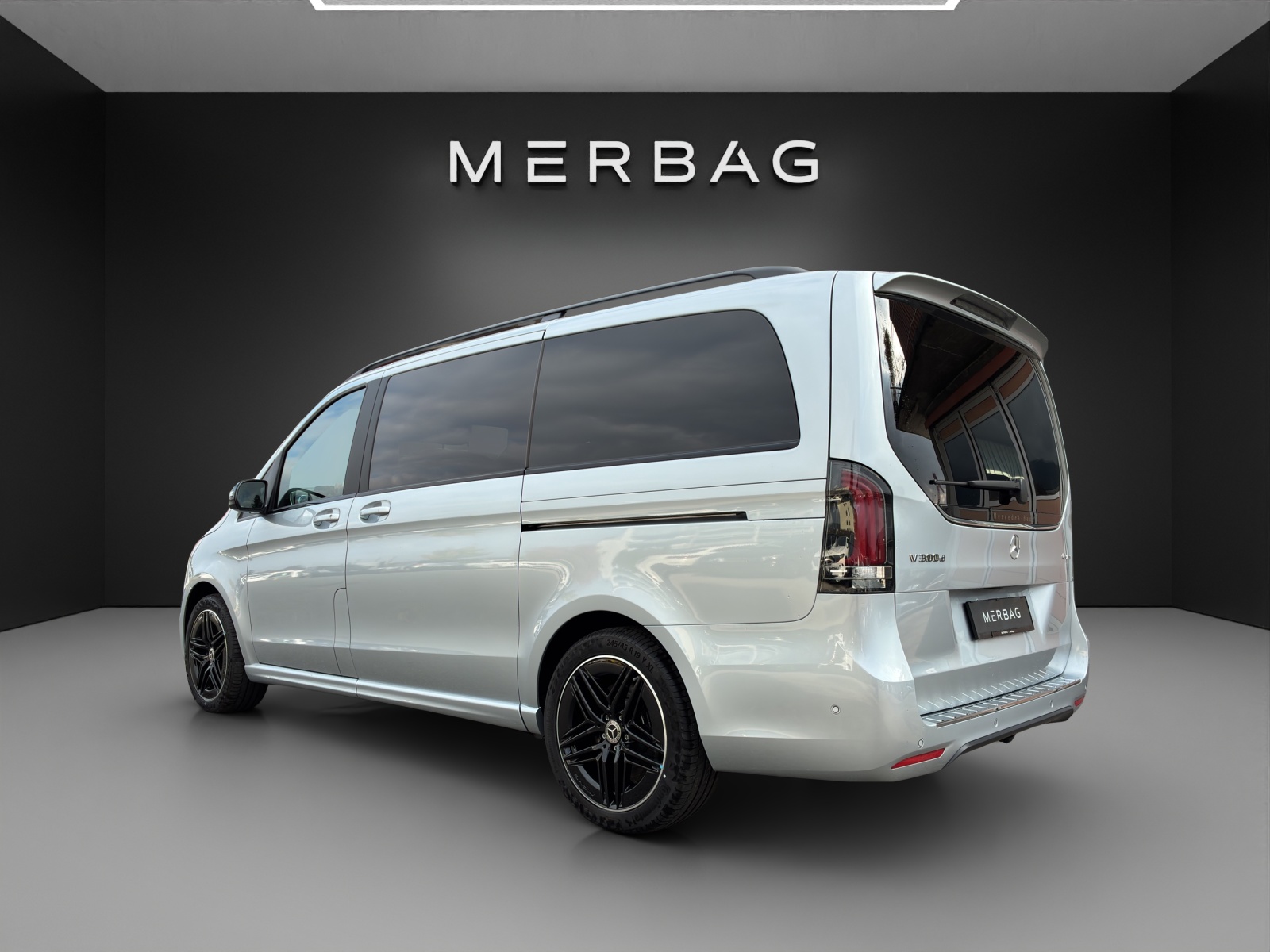 MERCEDES-BENZ V 300 d lang Exclusive 4Matic 9G-Tronic - 4