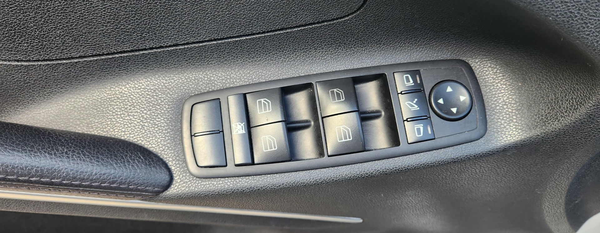 MERCEDES-BENZ ML 500 4Matic 7G-Tronic - 7