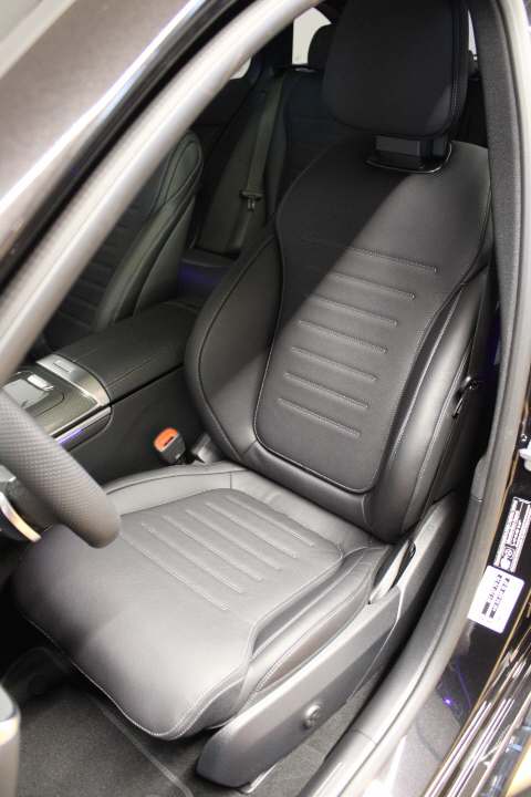 MERCEDES-BENZ C 220 d 4Matic Kombi AMG Line Swiss Star - 6