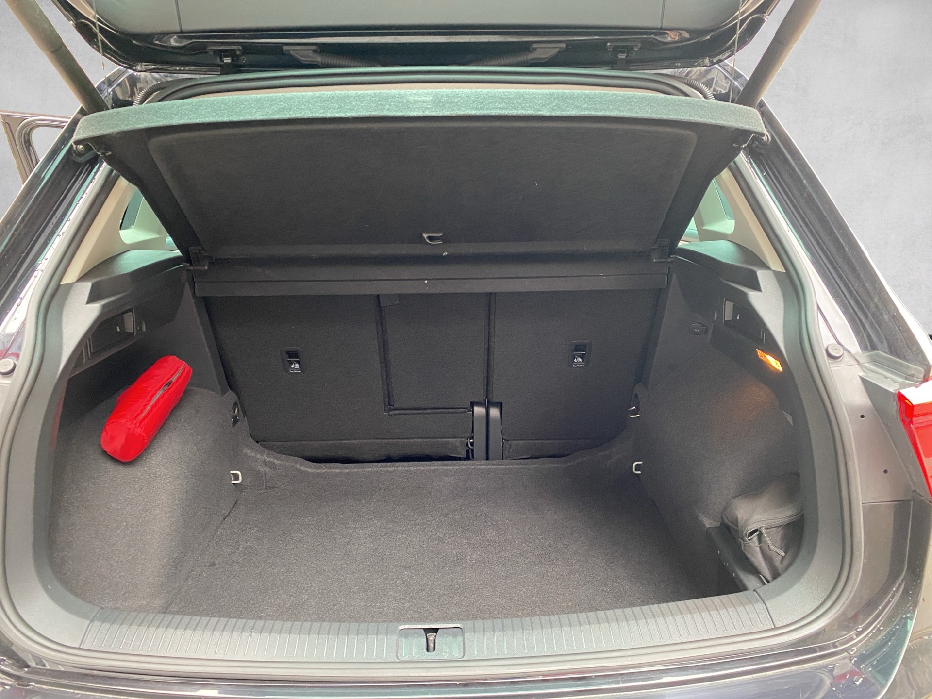 VW Tiguan 2.0 TDI SCR Comfortline 4Motion DSG - 19