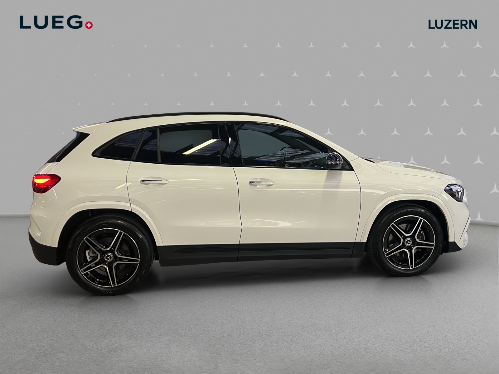 MERCEDES-BENZ GLA 220 4Matic 8G-DCT - 6