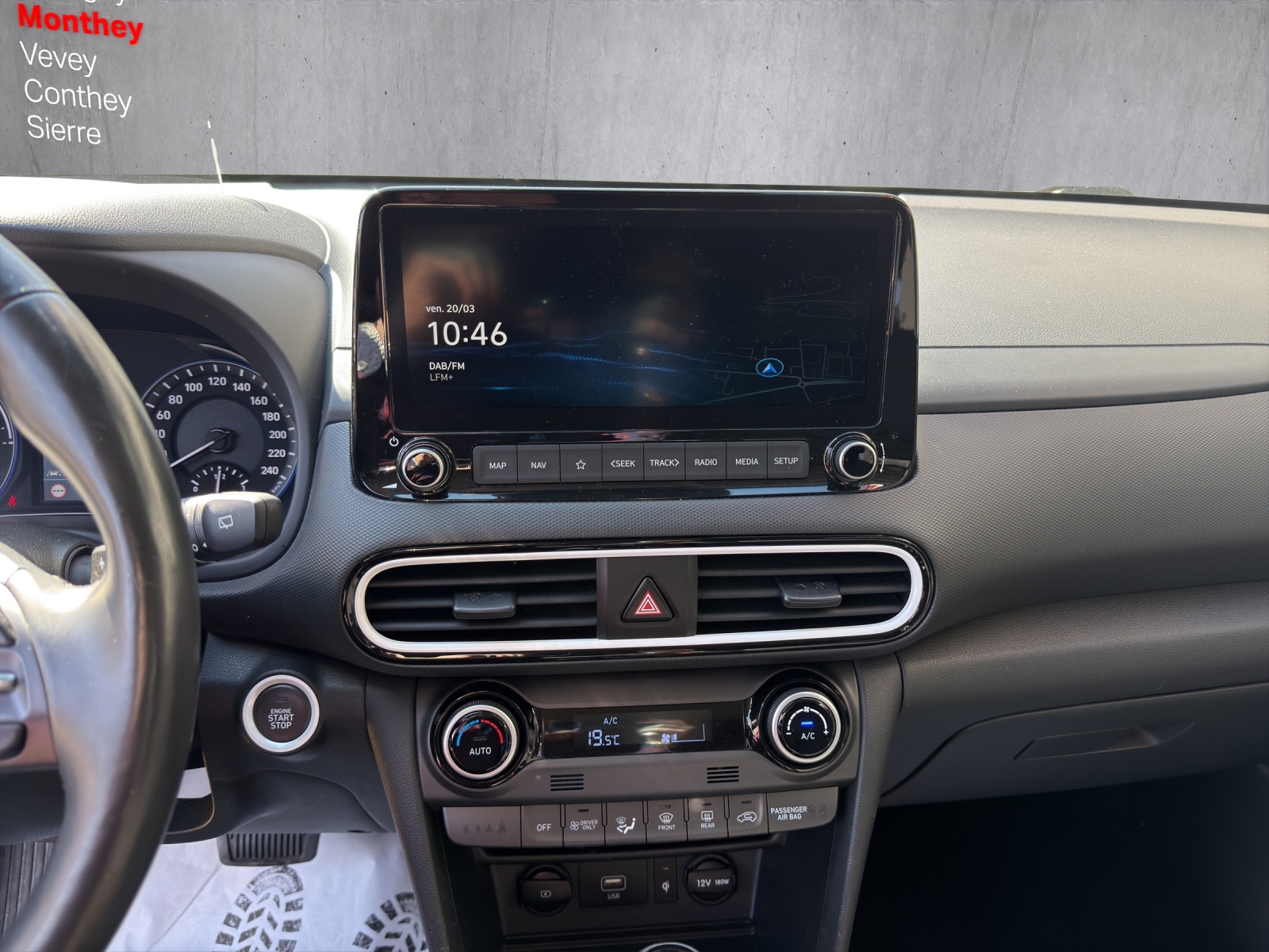 HYUNDAI Kona 1.6 GDi HEV Vertex DCT - 13