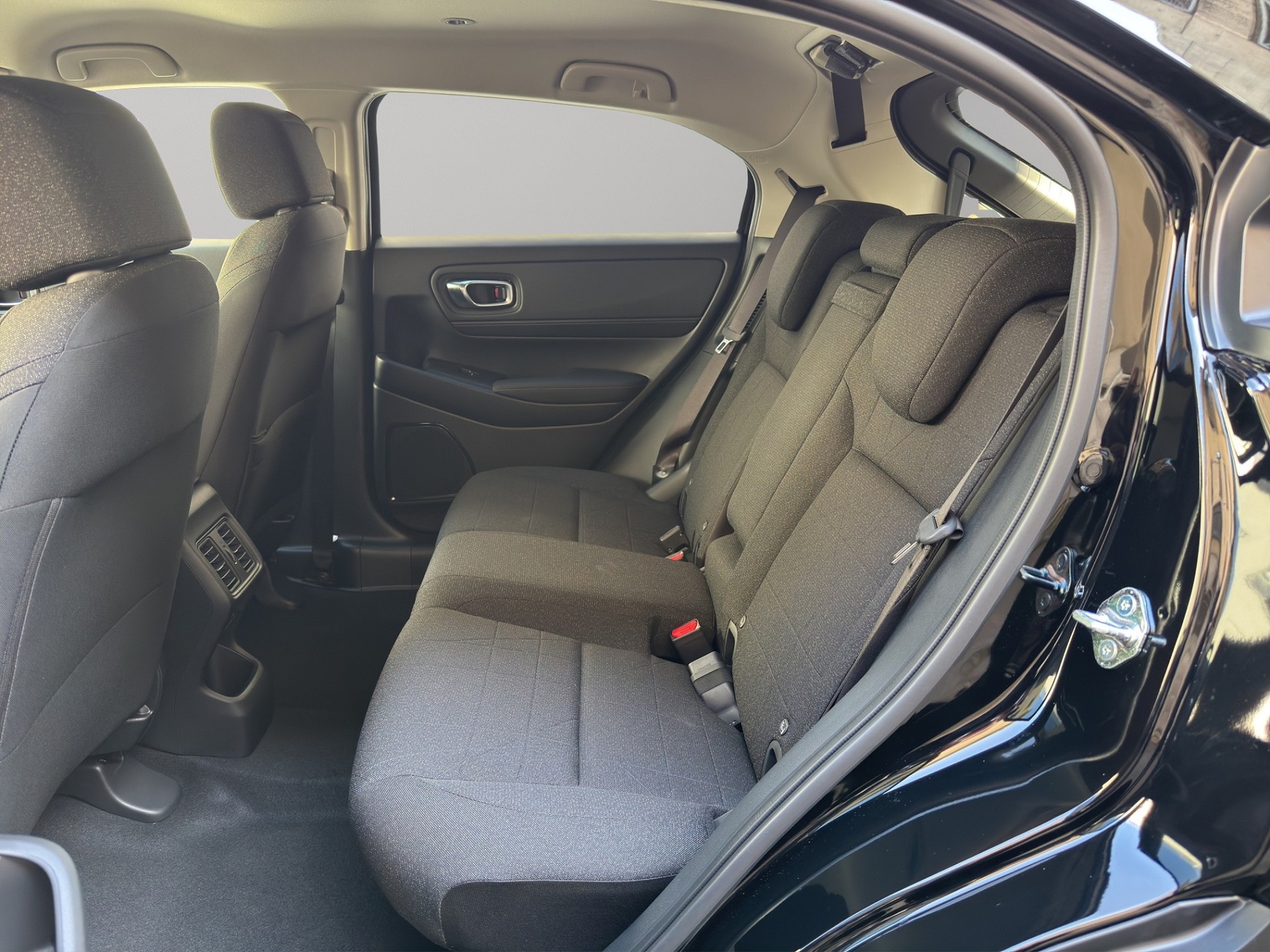 HONDA HR-V 1.5 i-MMD Elegance - 17