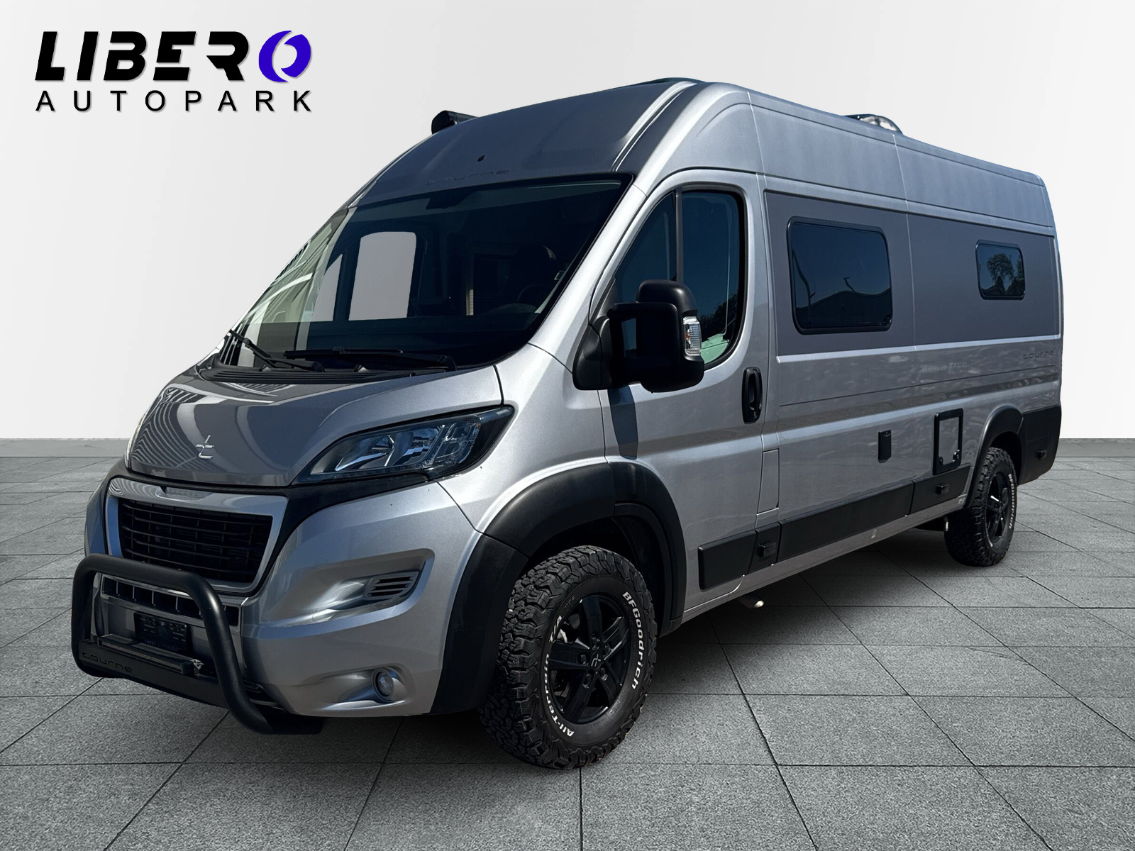 TOURNE MOBIL 6.4 - 165 PS Heavy Chassis