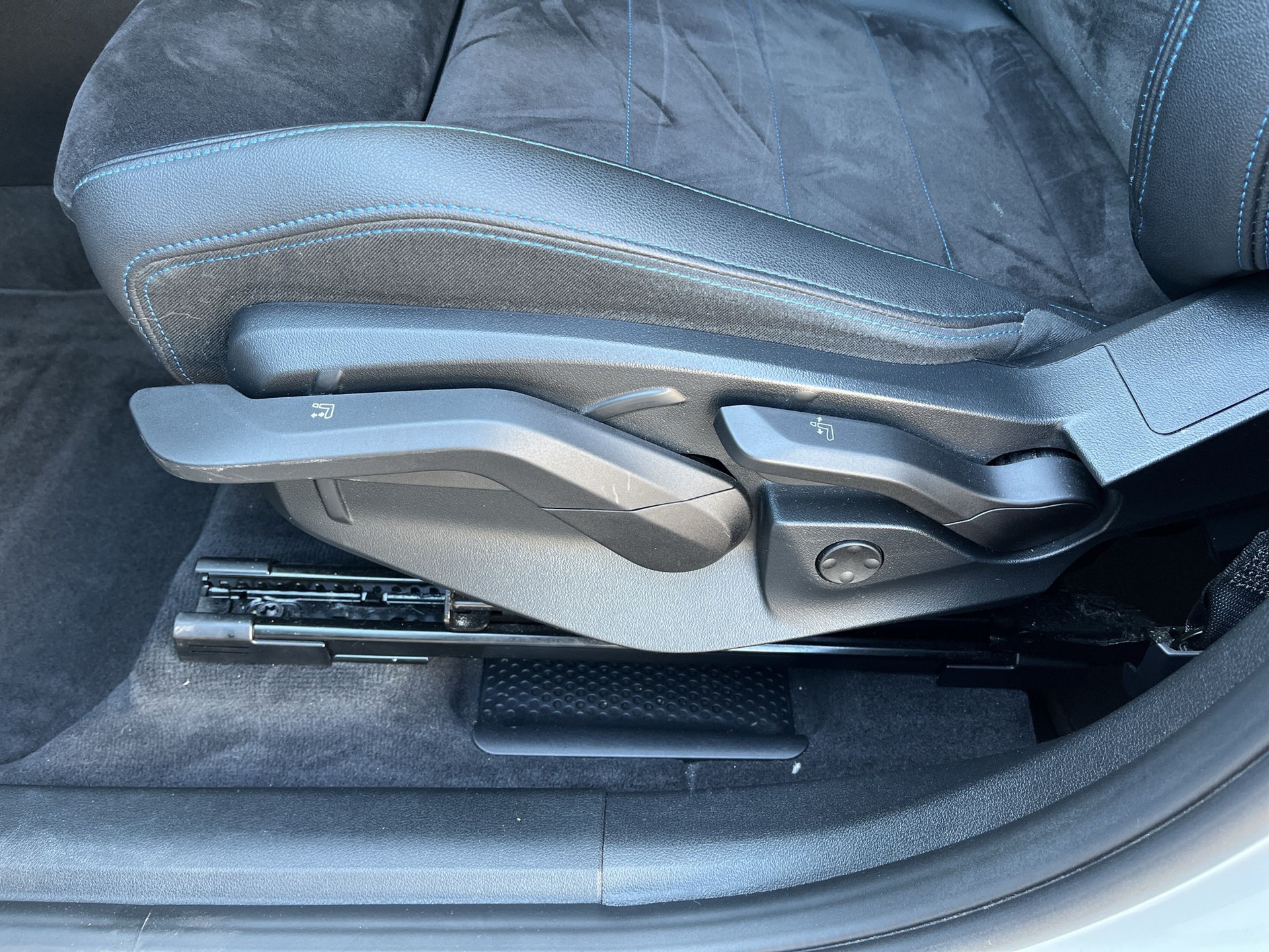BMW 218i Active Tourer M Sport DKG - 19