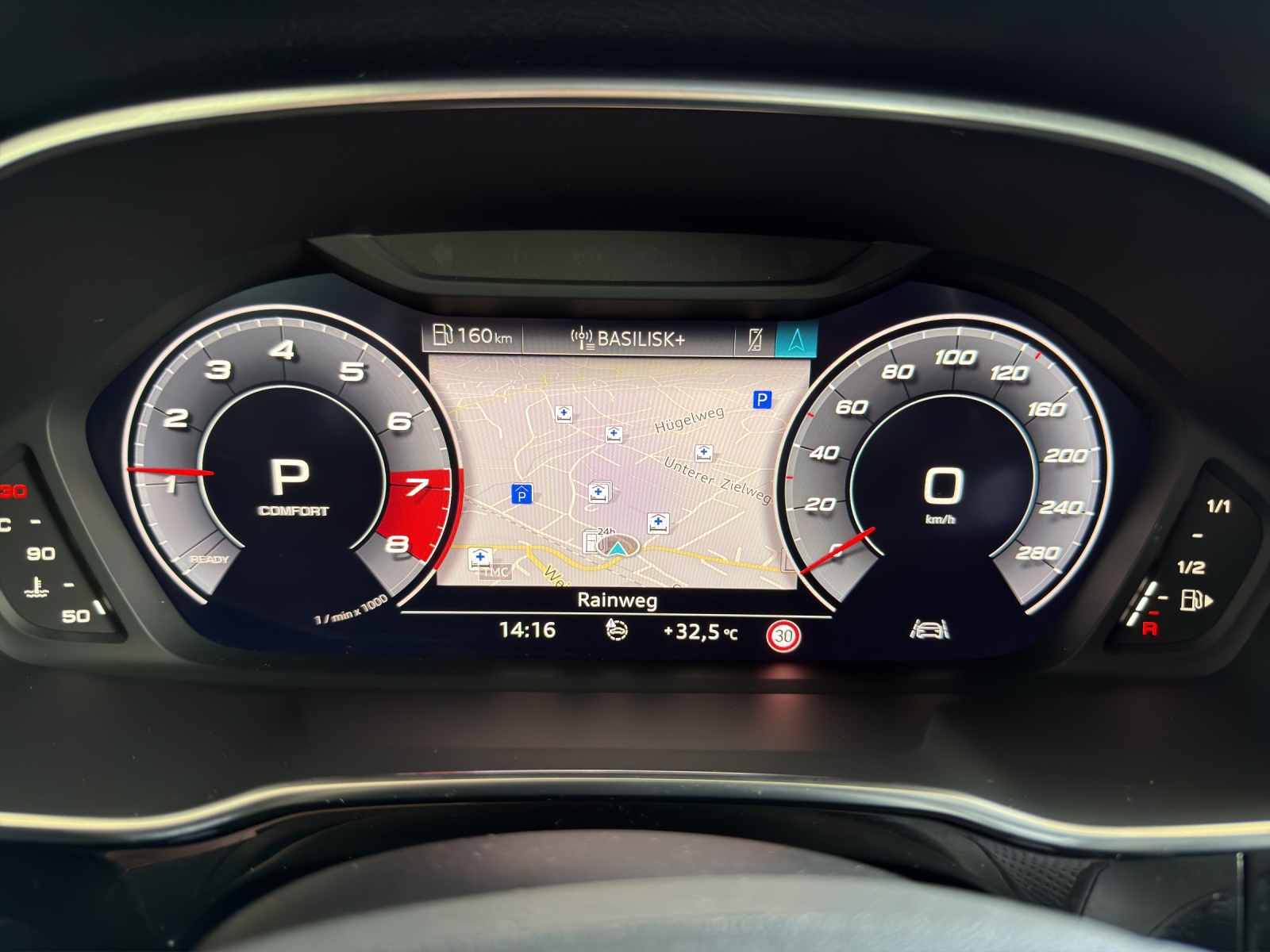 AUDI Q3 45 TFSI quattro S-tronic - 8