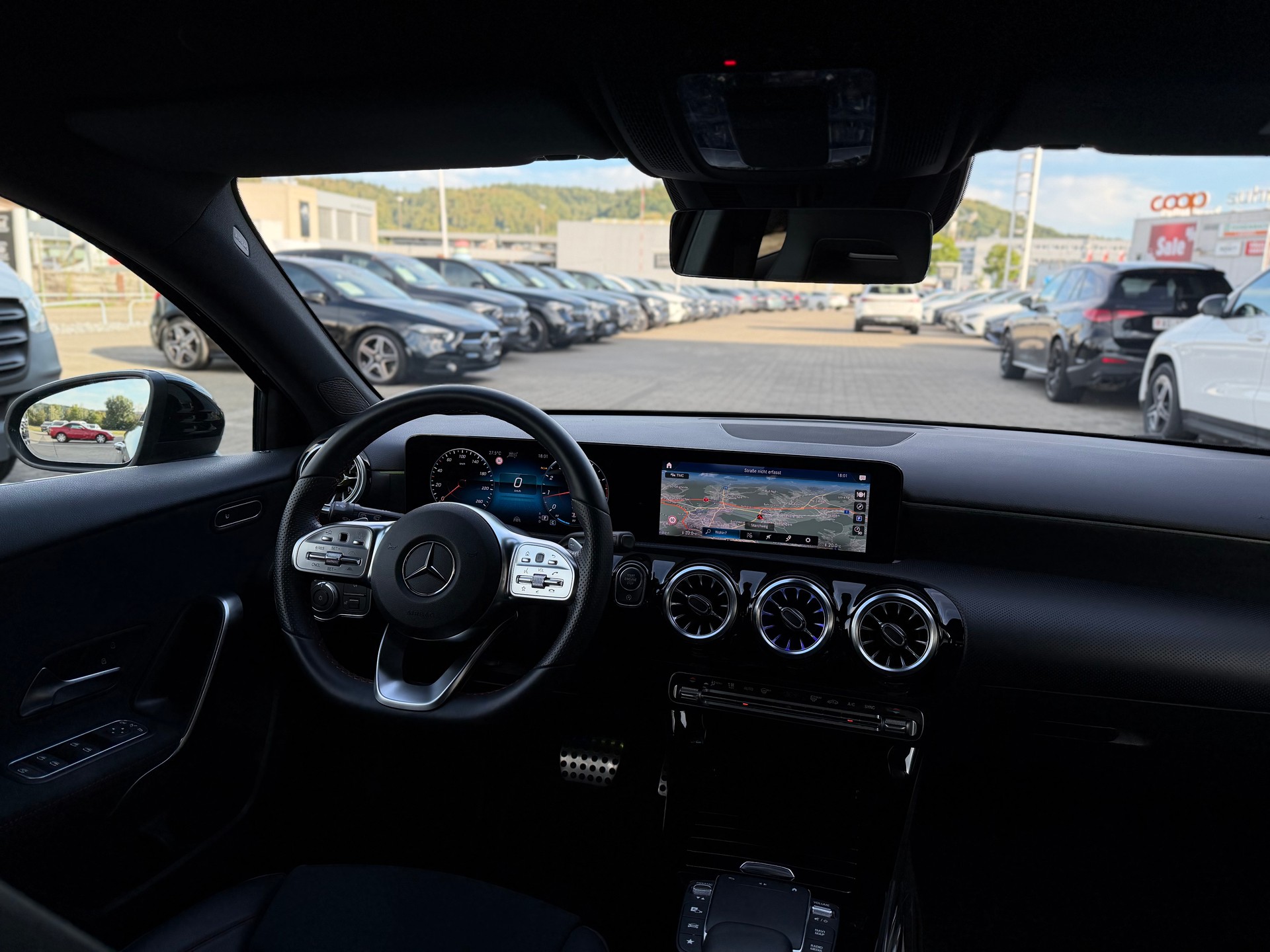 MERCEDES-BENZ A 180 AMG Line Night Star 7G-DCT - 8