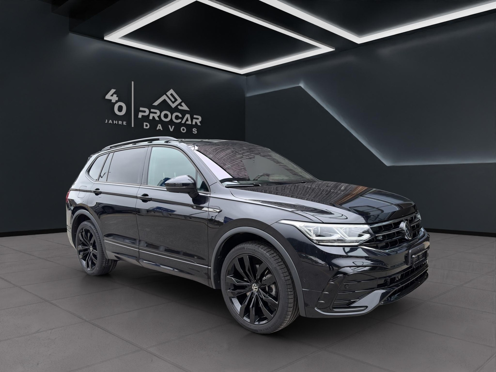 VW Tiguan Allspace 2.0 TSI R-Line DSG