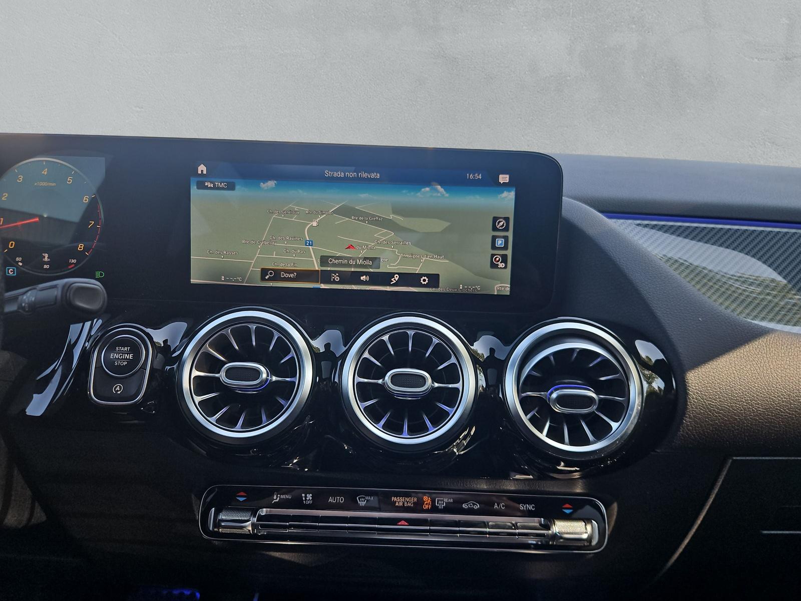 MERCEDES-BENZ GLA 200 AMG Line (CH) - 15