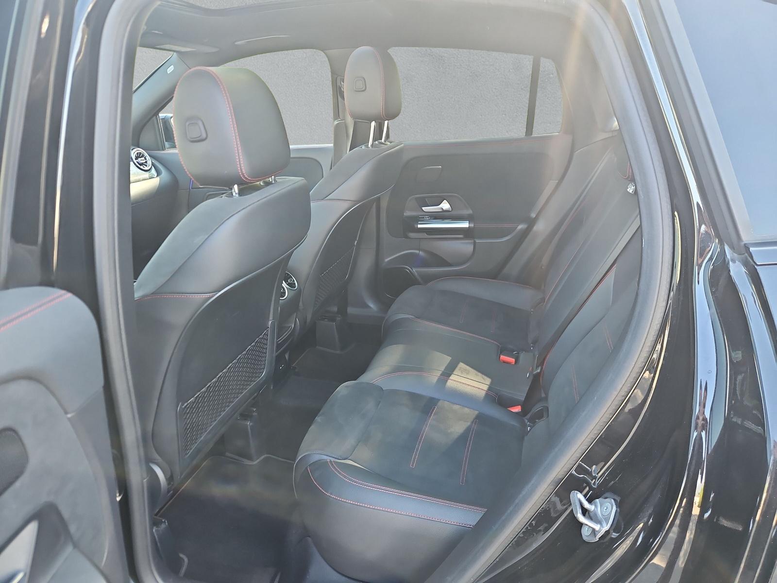 MERCEDES-BENZ GLA 200 AMG Line (CH) - 12