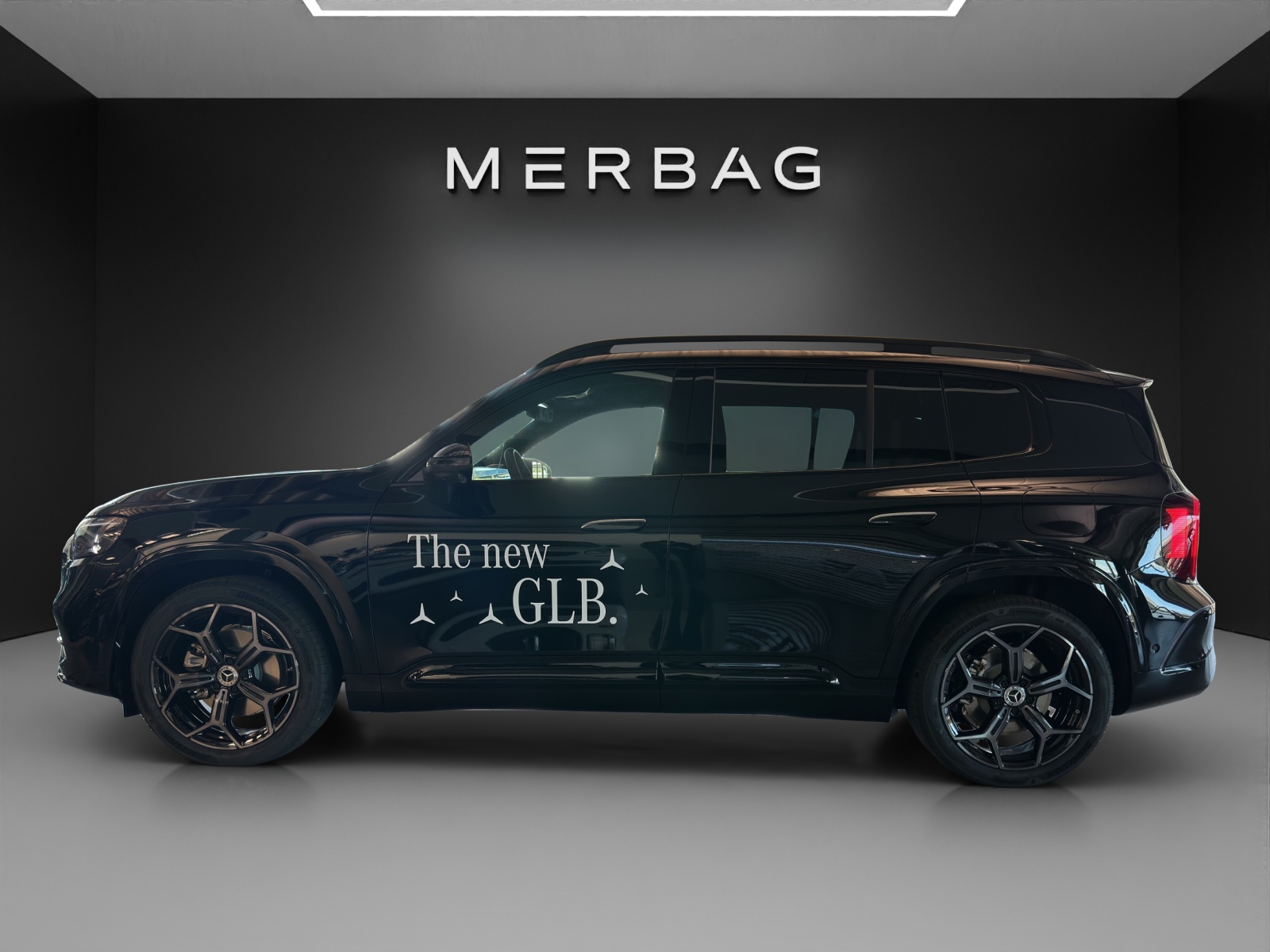 MERCEDES-BENZ GLB 220 4Matic 8G-Tronic - 3