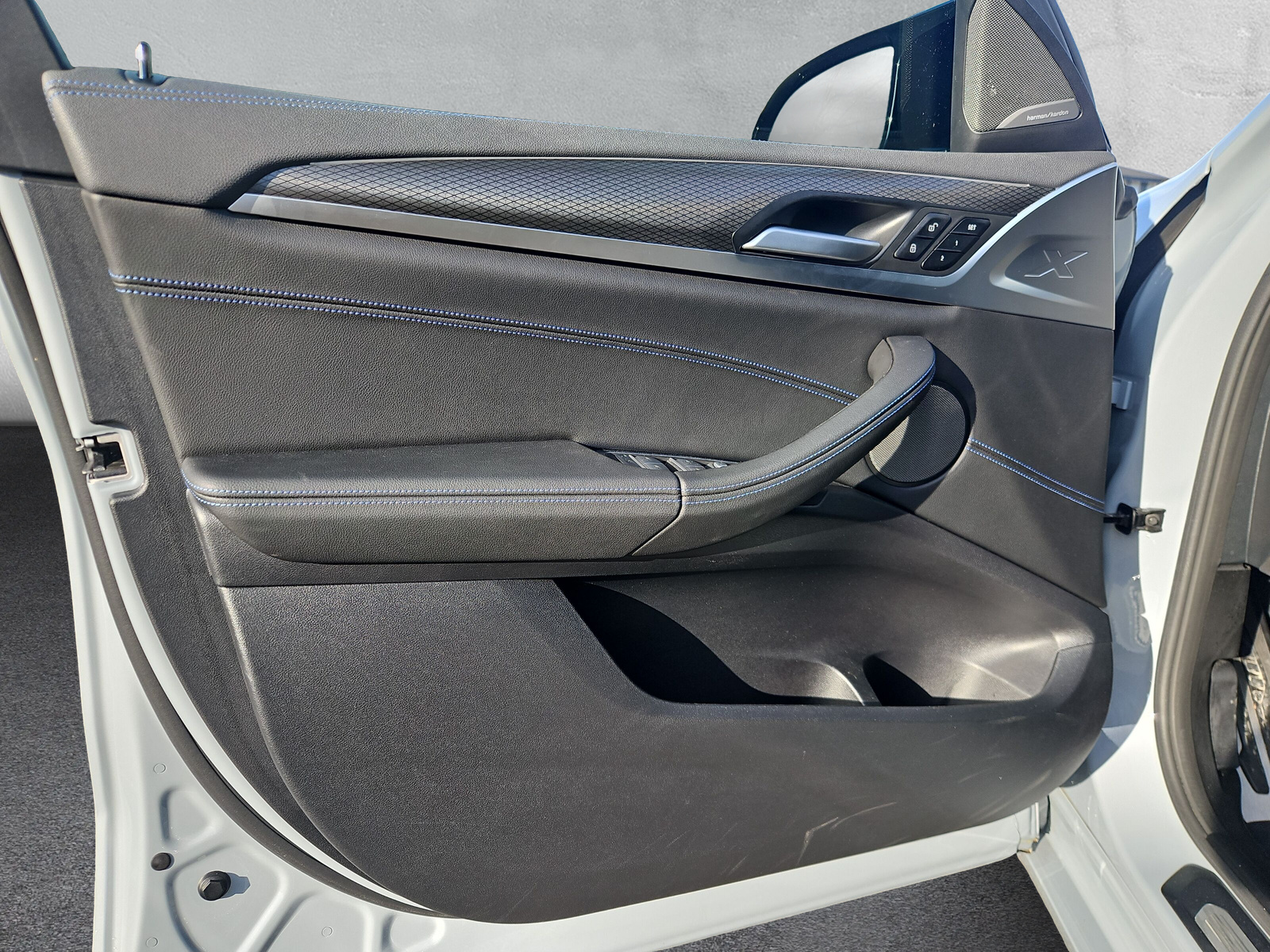 BMW X4 M40i 48V - 17