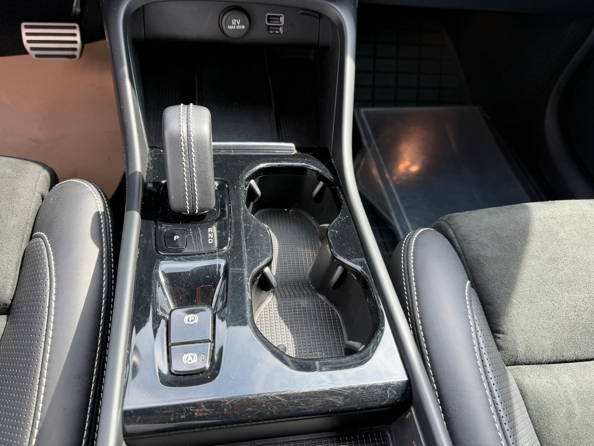 VOLVO XC40 T5 TwE R-Design DCT - 10