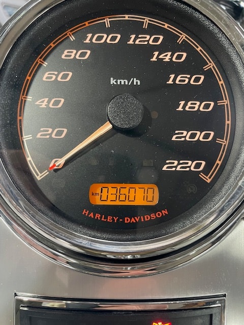 HARLEY-DAVIDSON FLHRC Road King Classic 103 ABS - 9