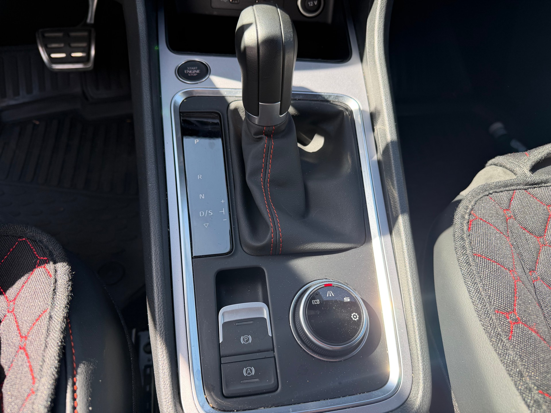 SEAT Ateca 2.0 TDI CR FR DSG - 9