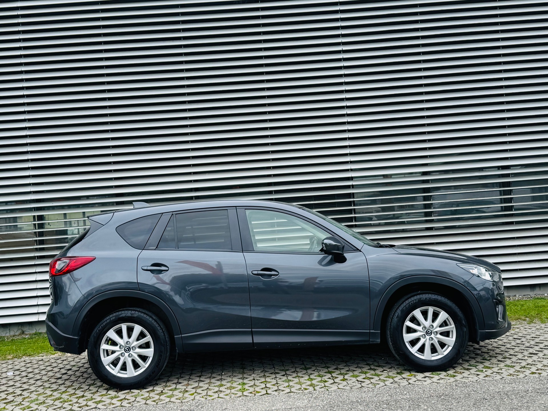 MAZDA CX-5 2.2 D Ambition AWD Automatic - 5