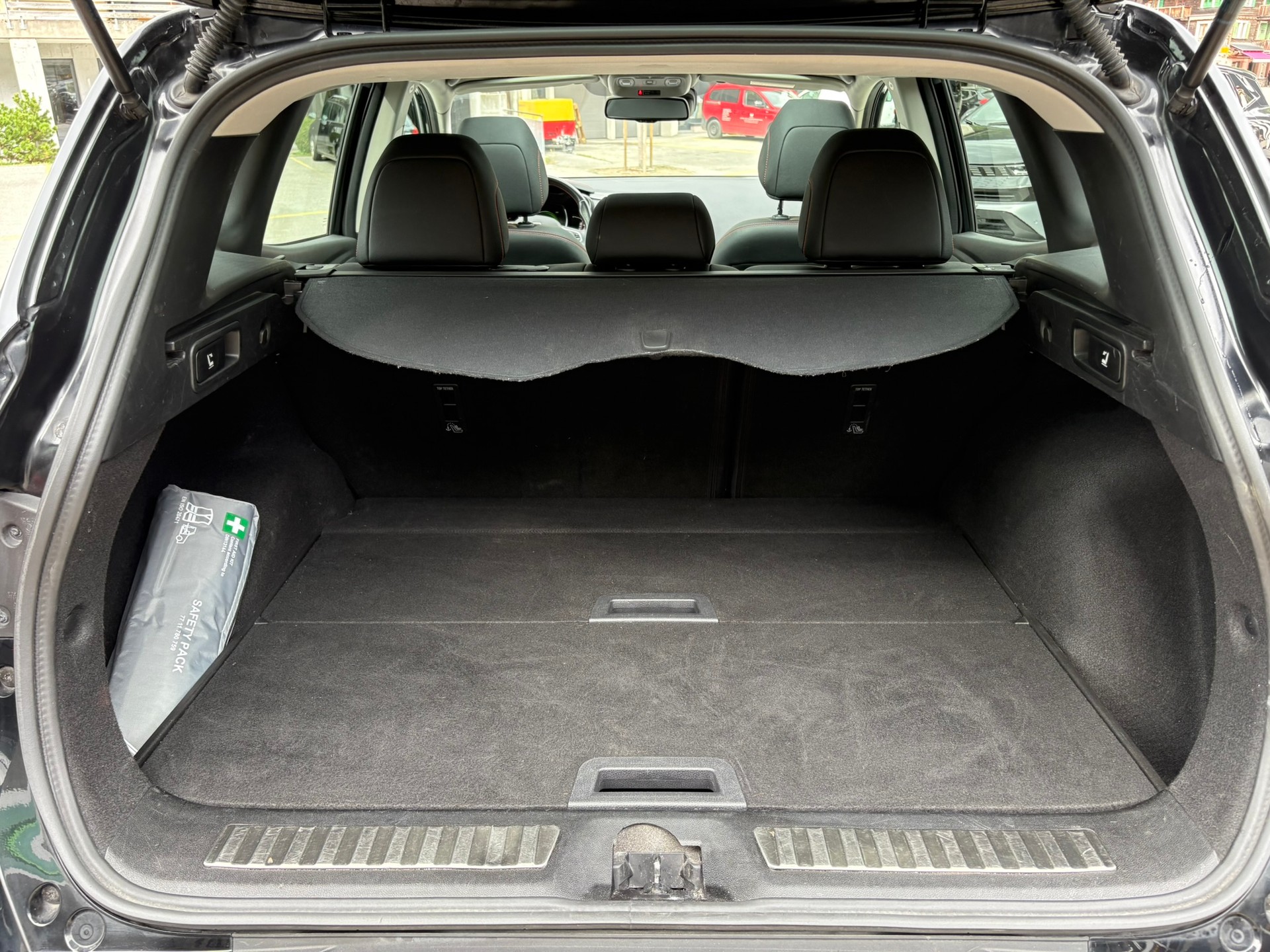 RENAULT Kadjar 1.7 dCi Black Edition 4x4 - 12