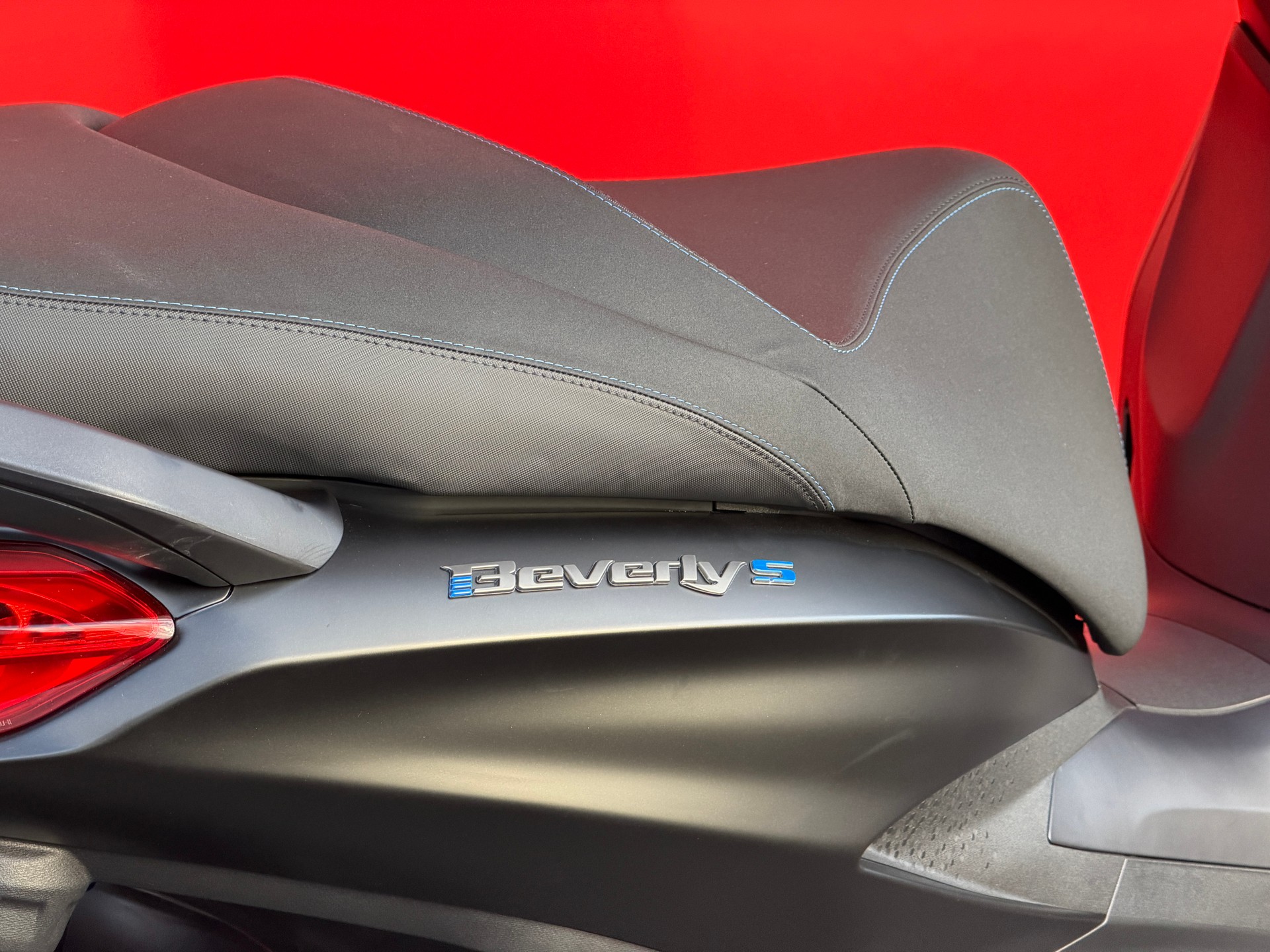 PIAGGIO Beverly 400 Sport E5+ - 6
