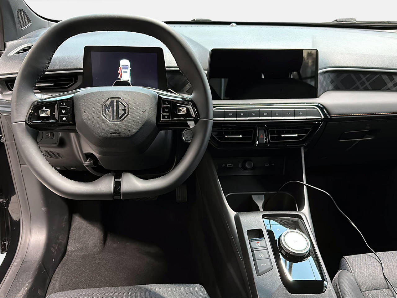 MG 3 Hybrid Luxury Automat - 12