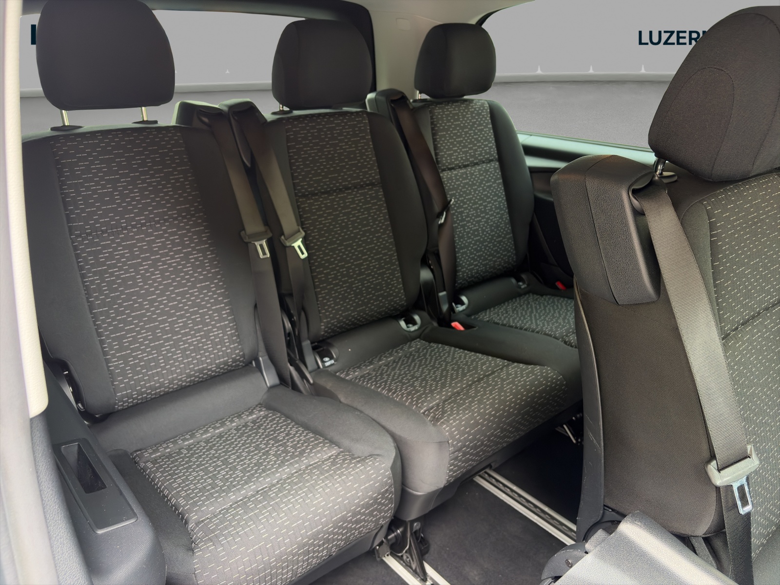 MERCEDES-BENZ Vito 116 CDI Lang Tourer Family 9G-Tronic 4M Select - 14