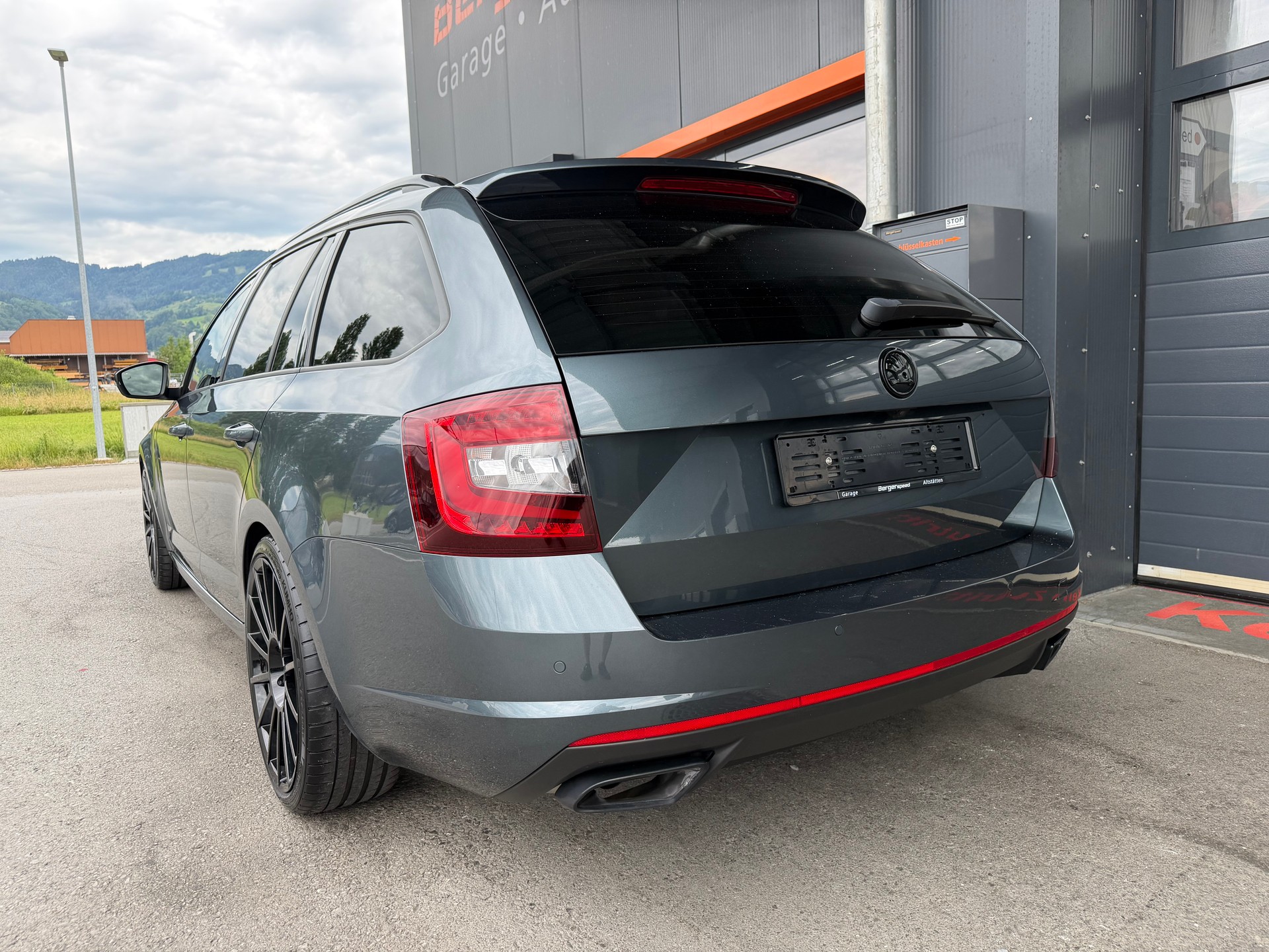 SKODA Octavia Combi 2.0 TDI RS Final Edition 4x4 ABT DSG - 6