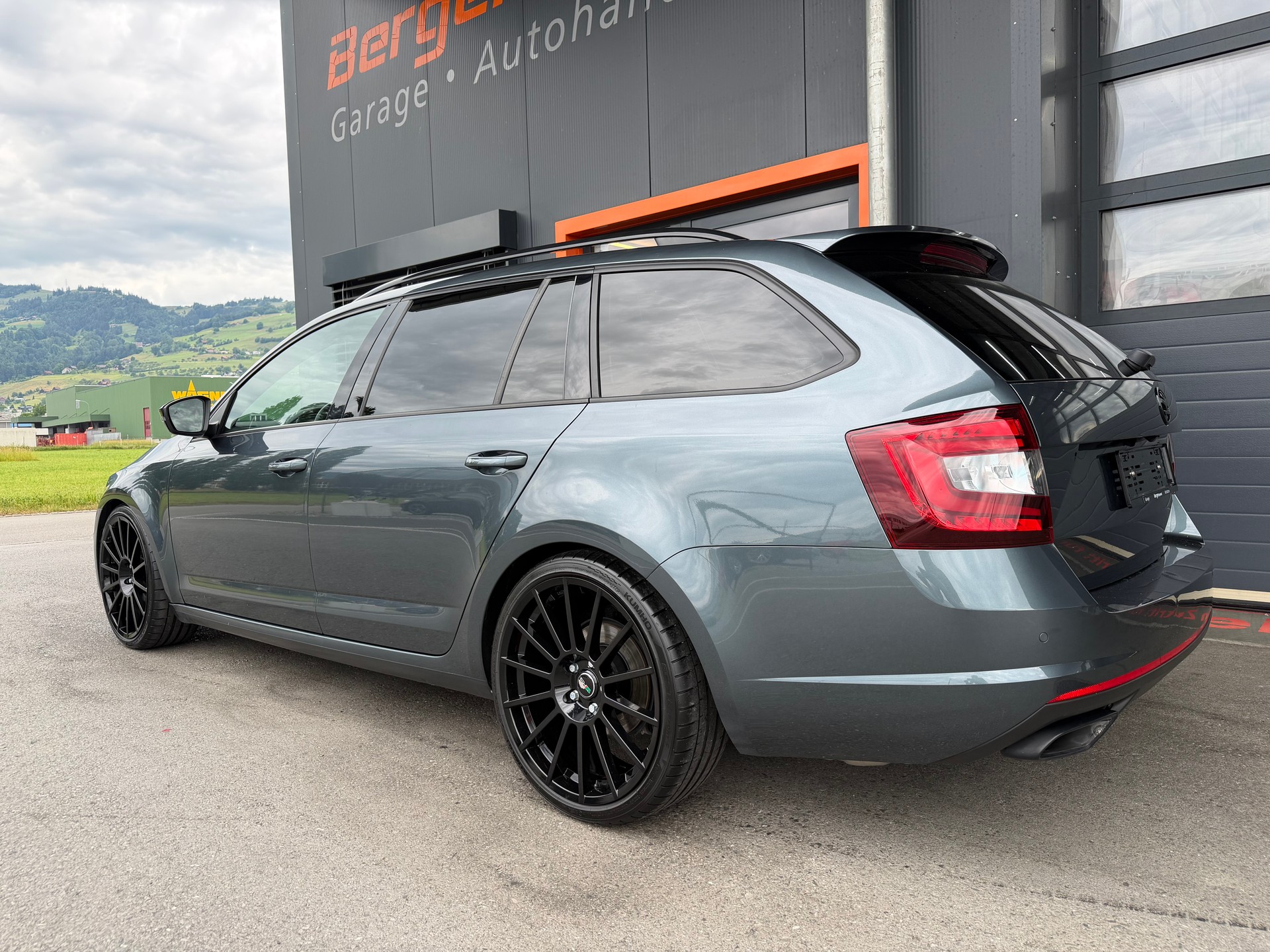 SKODA Octavia Combi 2.0 TDI RS Final Edition 4x4 ABT DSG - 3
