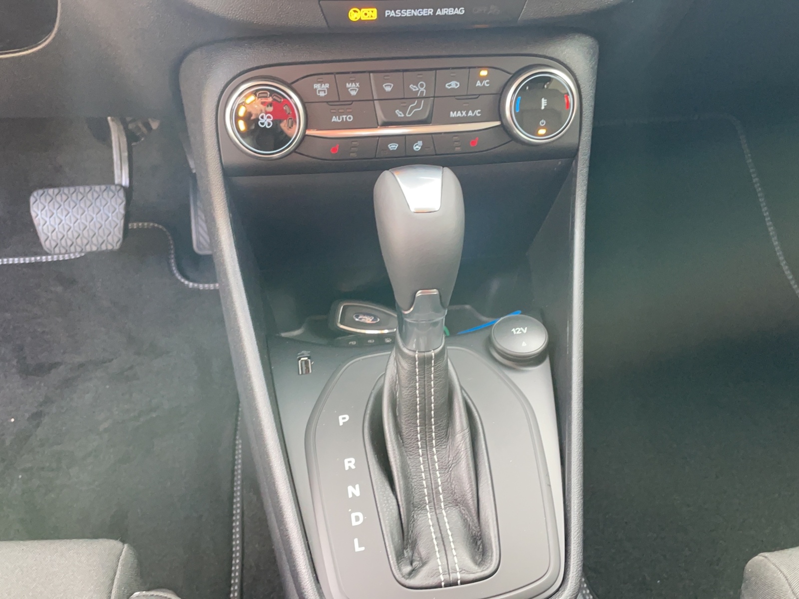 FORD Fiesta 1.0 EcoB Hybrid Titanium - 12