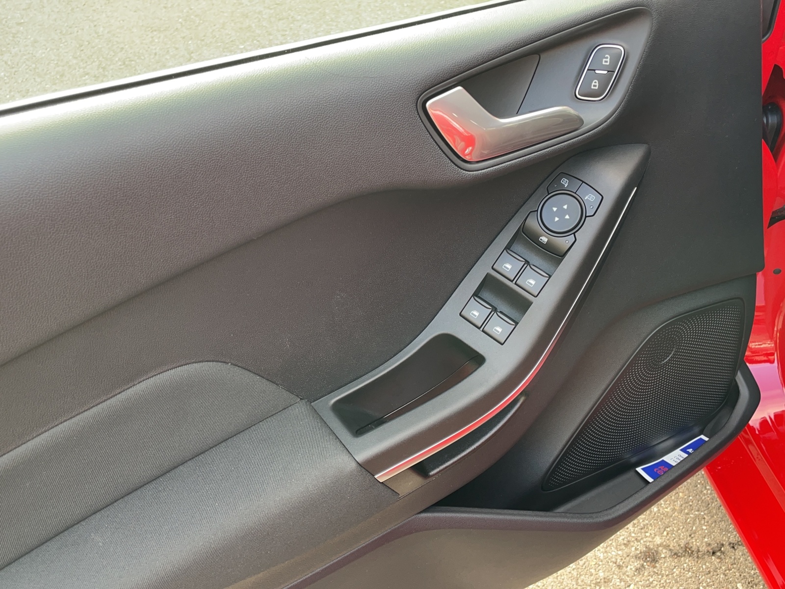 FORD Fiesta 1.0 EcoB Hybrid Titanium - 13