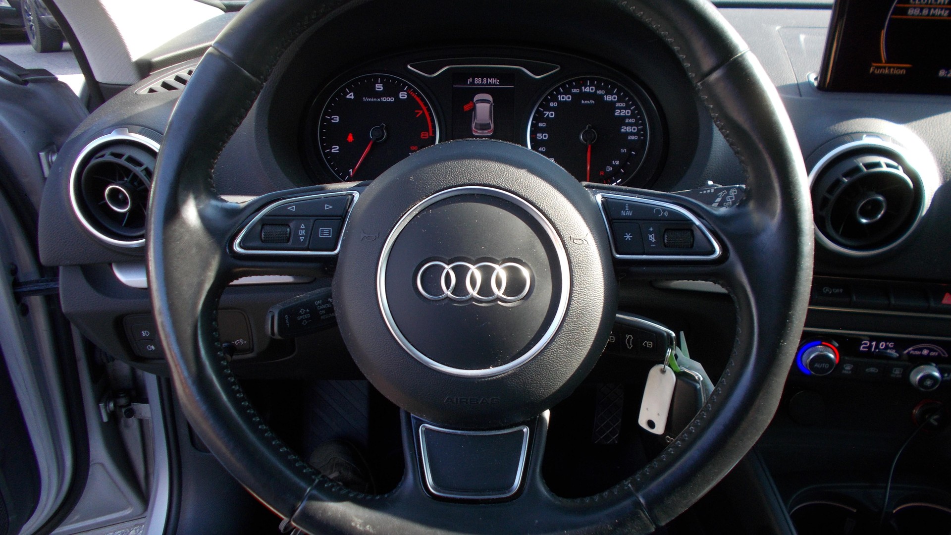 AUDI A3 Sportback 1.8 TFSI Ambition quattro S-tronic - 11
