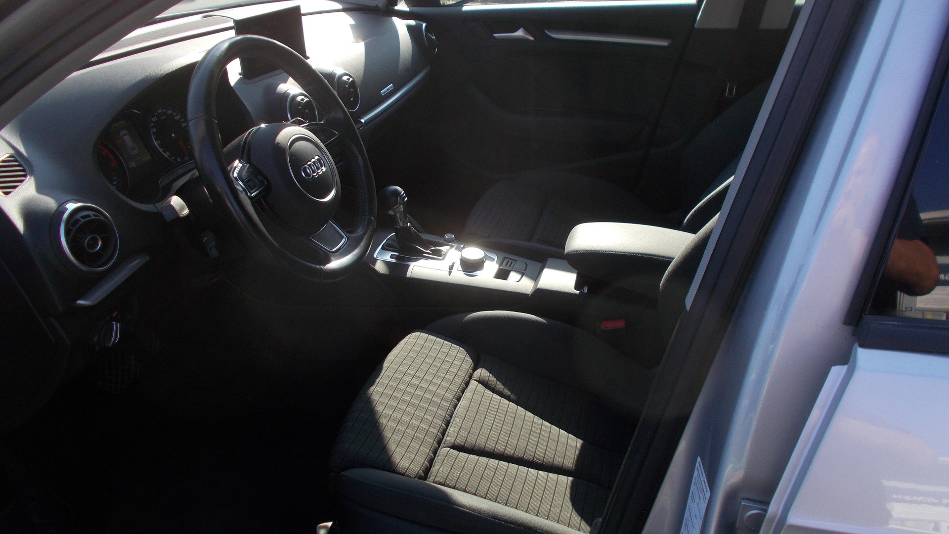 AUDI A3 Sportback 1.8 TFSI Ambition quattro S-tronic - 7