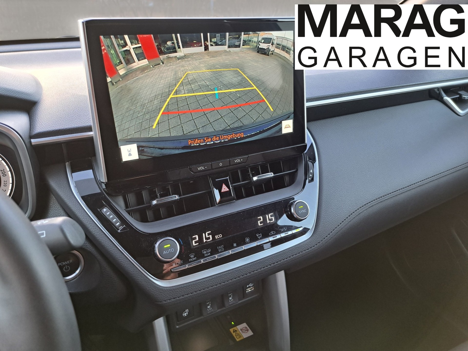 TOYOTA Corolla Cross 2.0 4WD Trend e-CVT - 13