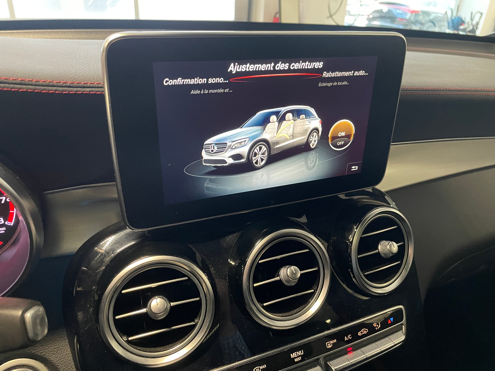 MERCEDES-BENZ GLC 43 AMG 4Matic 9G-Tronic - 22