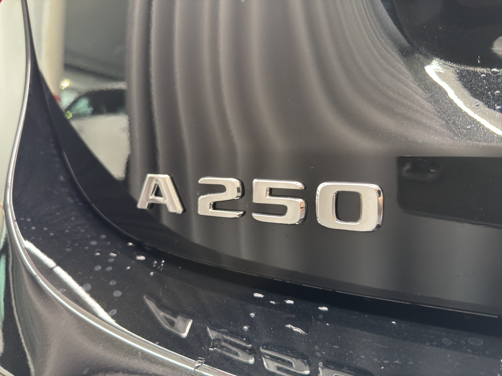 MERCEDES-BENZ A 250 AMG Line 4Matic - 16