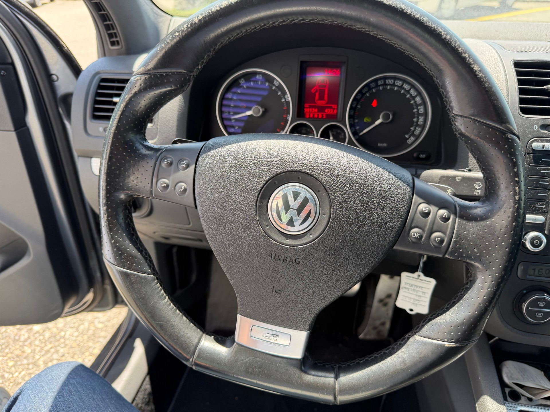 VW Golf R32 4Motion - 8