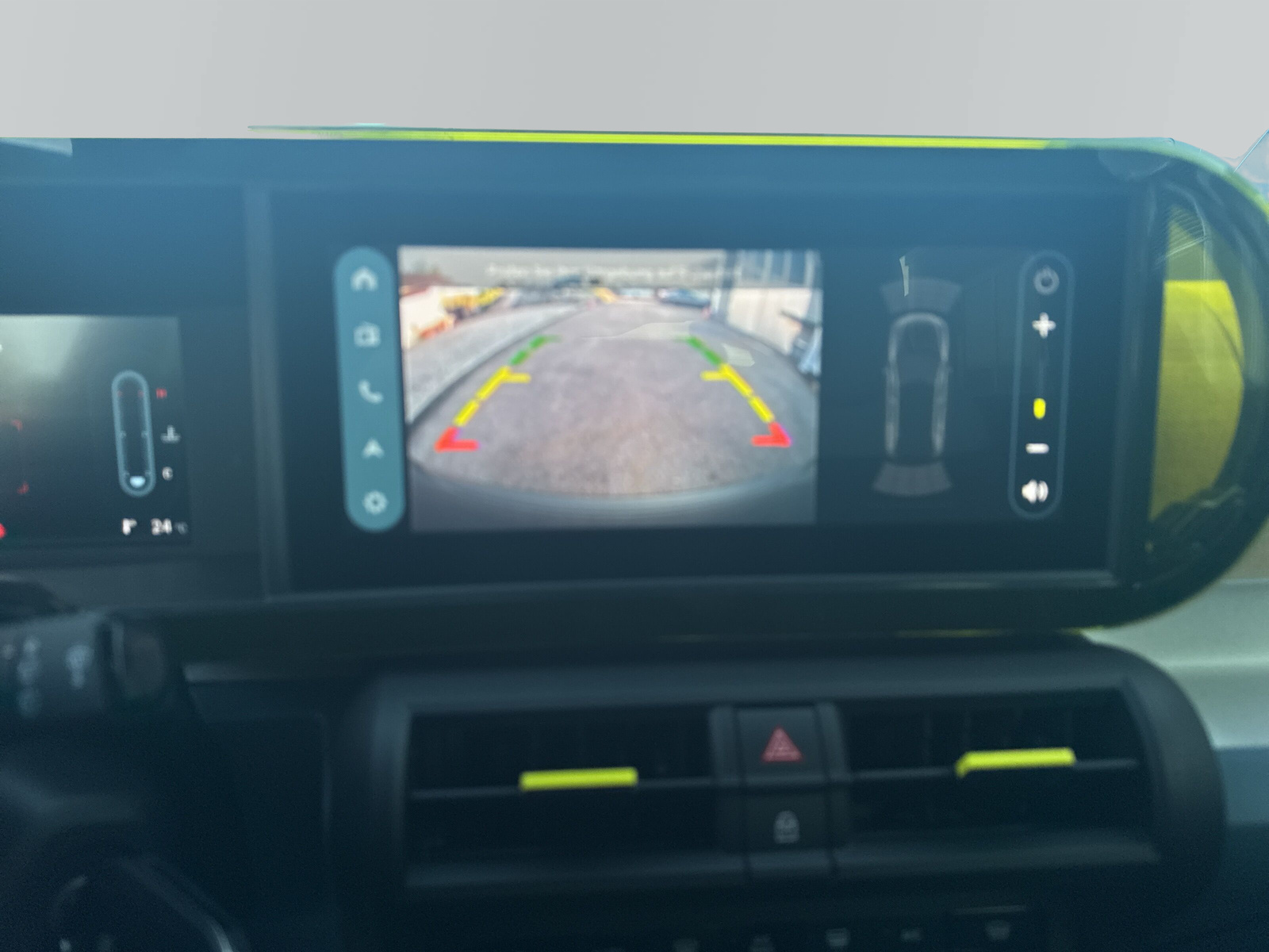 FIAT Grande Panda 1.2 Hybrid La Prima - 10