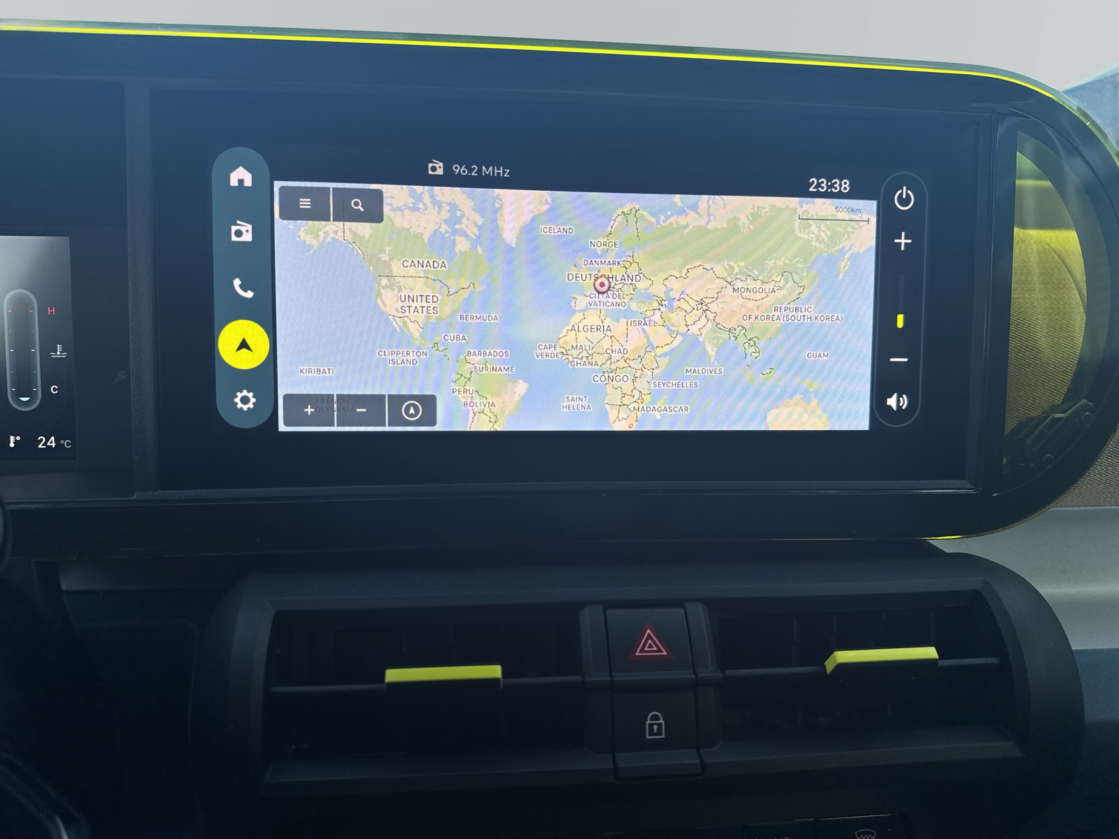 FIAT Grande Panda 1.2 Hybrid La Prima - 11