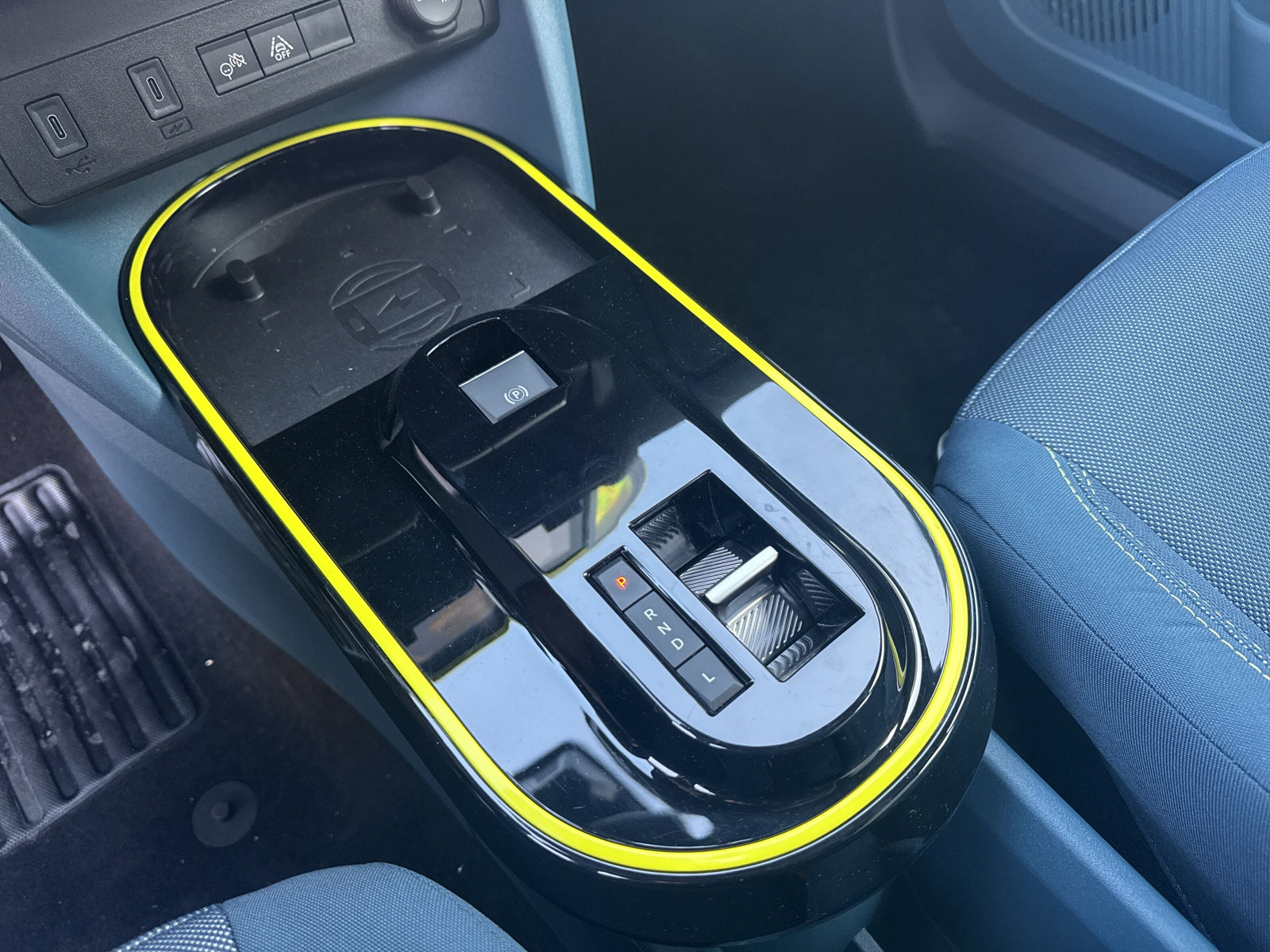 FIAT Grande Panda 1.2 Hybrid La Prima - 14