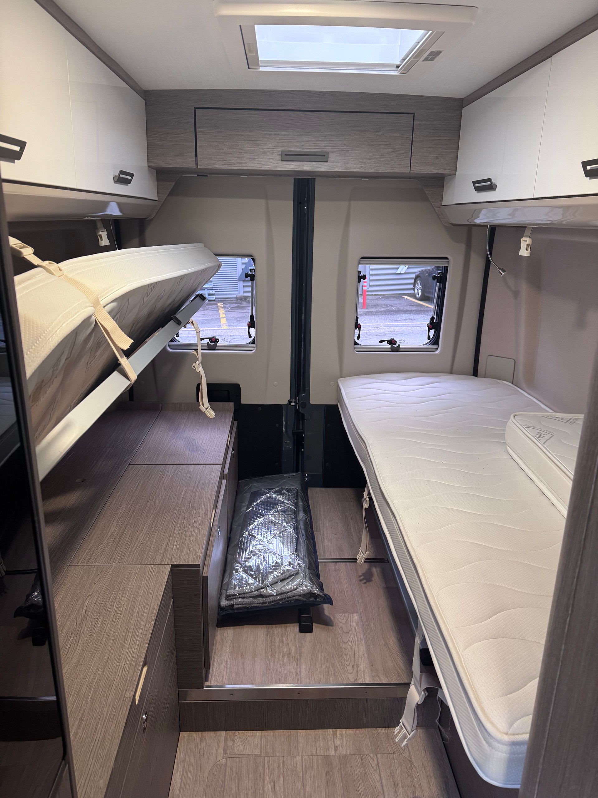 CHALLENGER V217 Road Edition VIP - 11