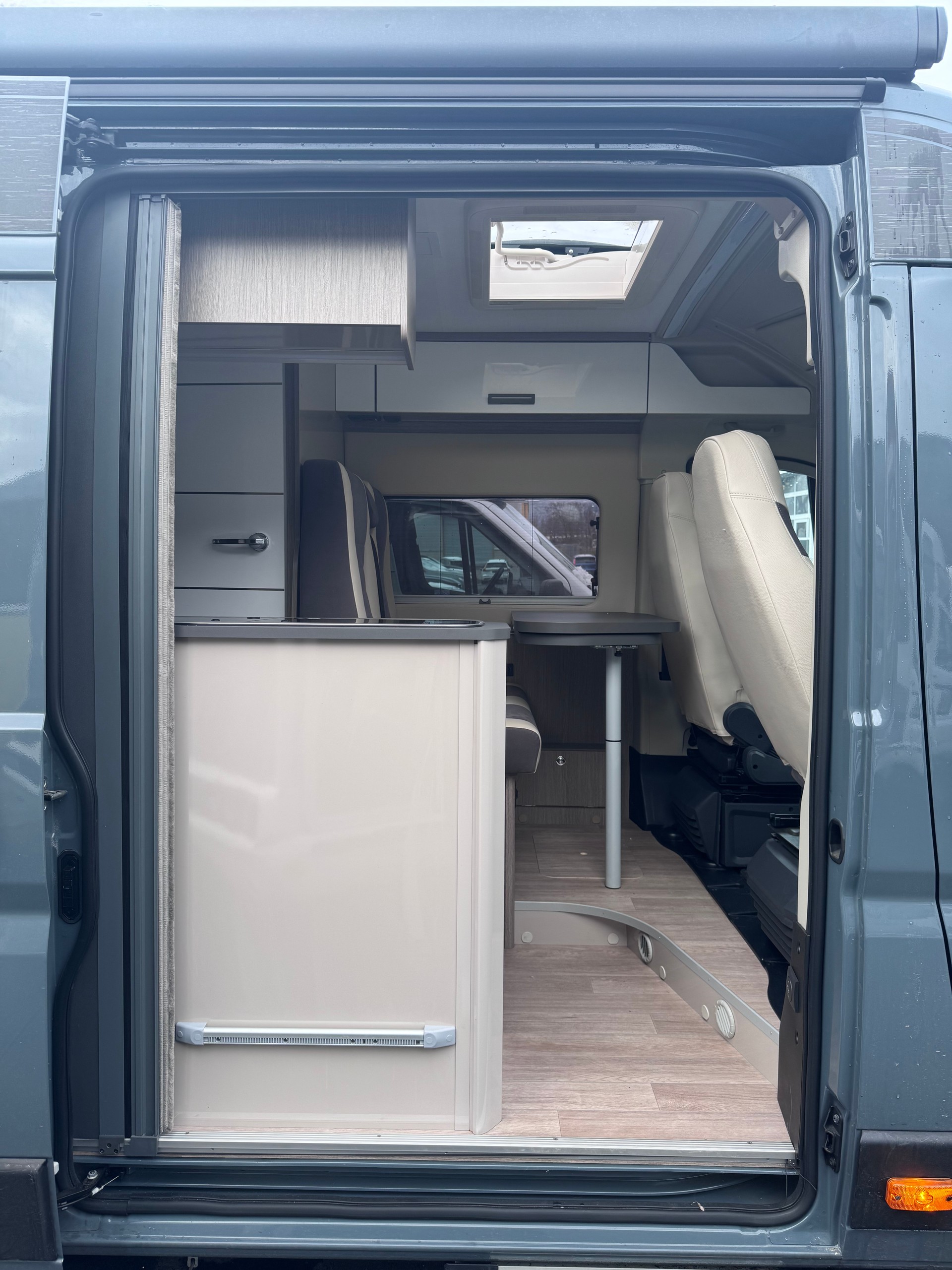 CHALLENGER V217 Road Edition VIP - 9